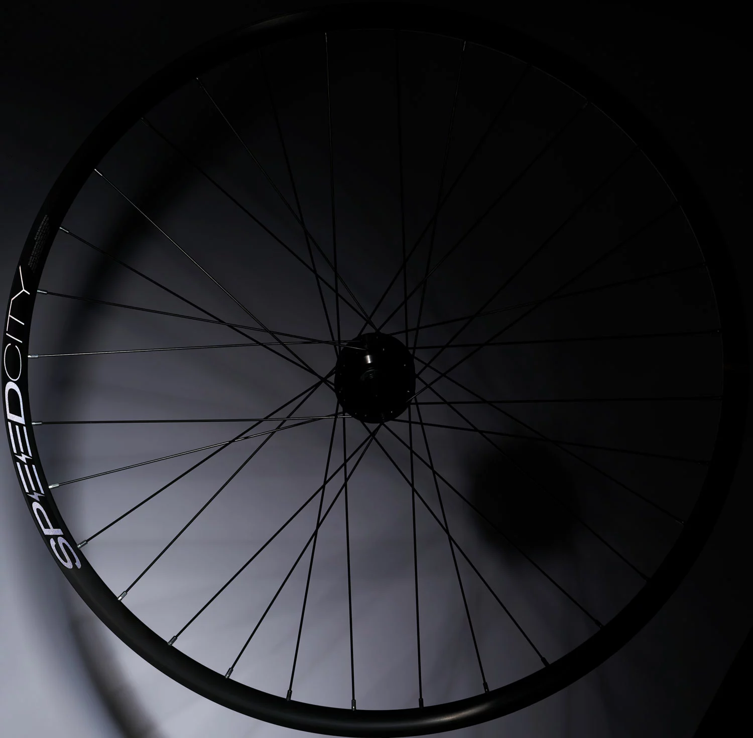 Mavic URBAN E-Speedcity 1 700 CL 12x142 Roue Arrière Shimano 5 Mavic URBAN E-Speedcity 1 700 CL 12x142 Roue Arrière Shimano – Image 3